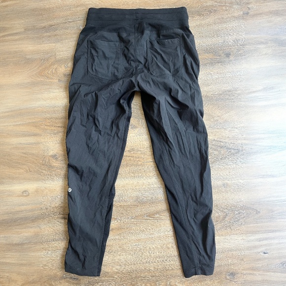 LULULEMON Black Dance Studio Ankle Pants - Picture 2 of 3